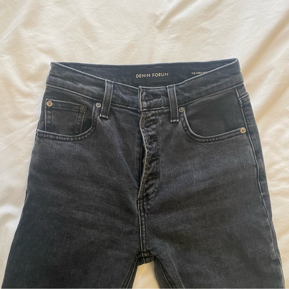 Aritzia-Denim Forum- The Yoko High Rise Slim - Picture 8 of 11